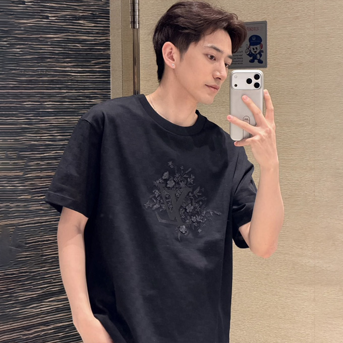 lv louis vuitton floral embroidered logo t-shirt